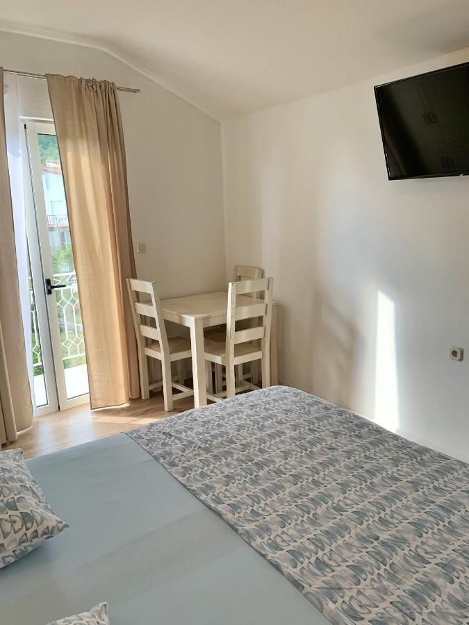 Apartments Villa Antony 2 Drvenik  Eksteriør billede